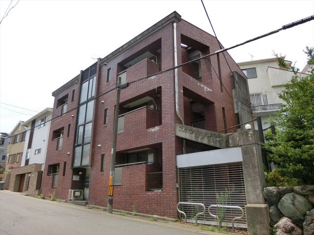 プレジデントソノヤマ