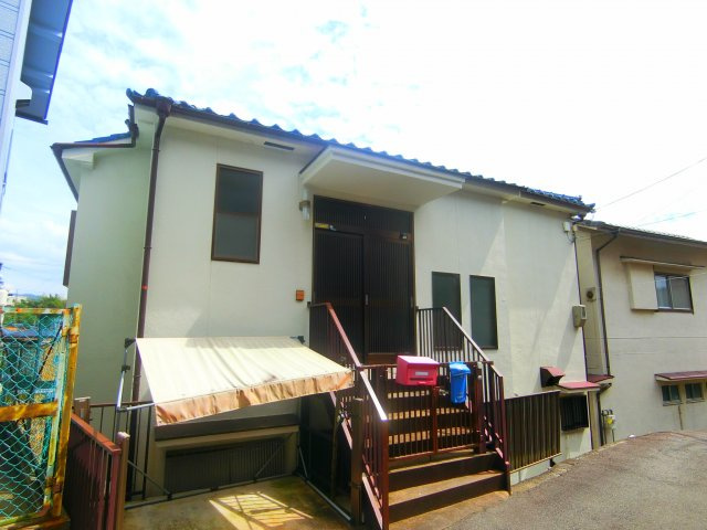 栄町貸家の外観