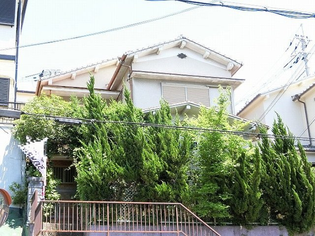 太秦緑が丘　中古一戸建ての外観