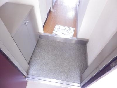 ノアーズアーク京都朱雀の玄関