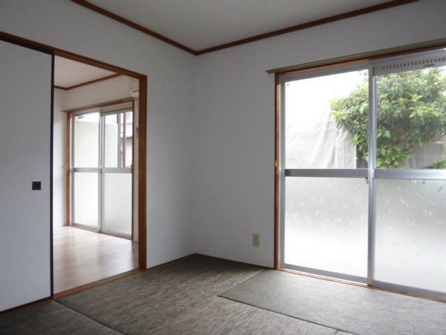 浅尾山ハイツの寝室|和室