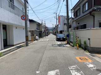 【前面道路含む現地写真】 | 東側道路