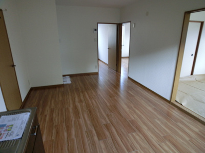 【居間・リビング】 | メロディハイツ清水 | 同建物内装です