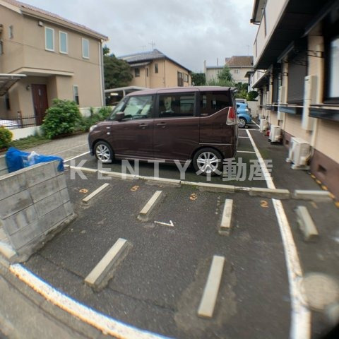 【駐車場】 | ＥＴ中央 | カースペースがあります