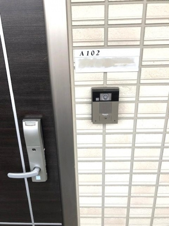 スリー・スター Ⅲ号館 Ａのエントランス