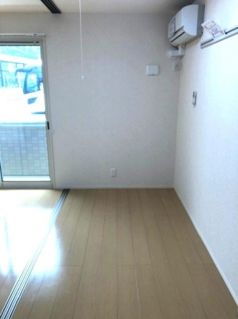 スリー・スター Ⅲ号館 Ａの洋室