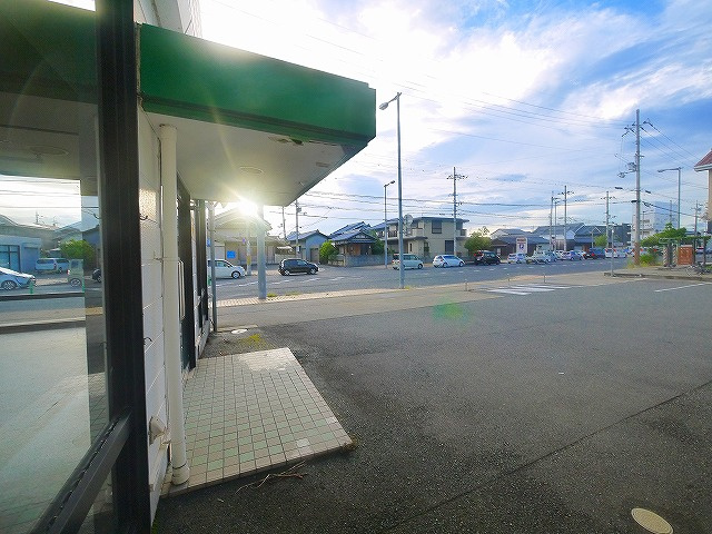 三条大路５丁目店舗のロビー