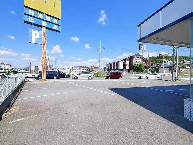 奥田店舗の駐車場