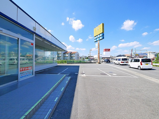 奥田店舗の駐車場