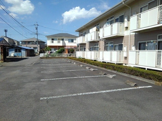 【駐車場】