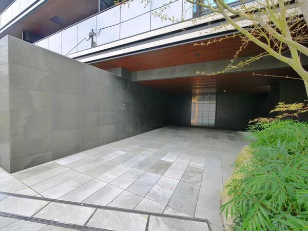 パークホームズ四谷ザレジデンスのエントランス|パークホームズ四谷ザレジデンス