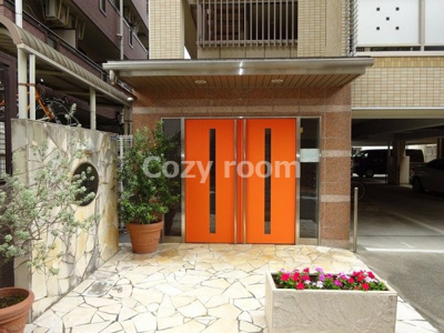 【エントランス】 | テラウエスト元町 | 毎日通るエントランスはこのようになっています