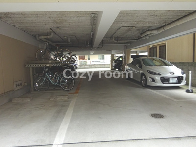 【駐車場】 | テラウエスト元町 | 駐車場です