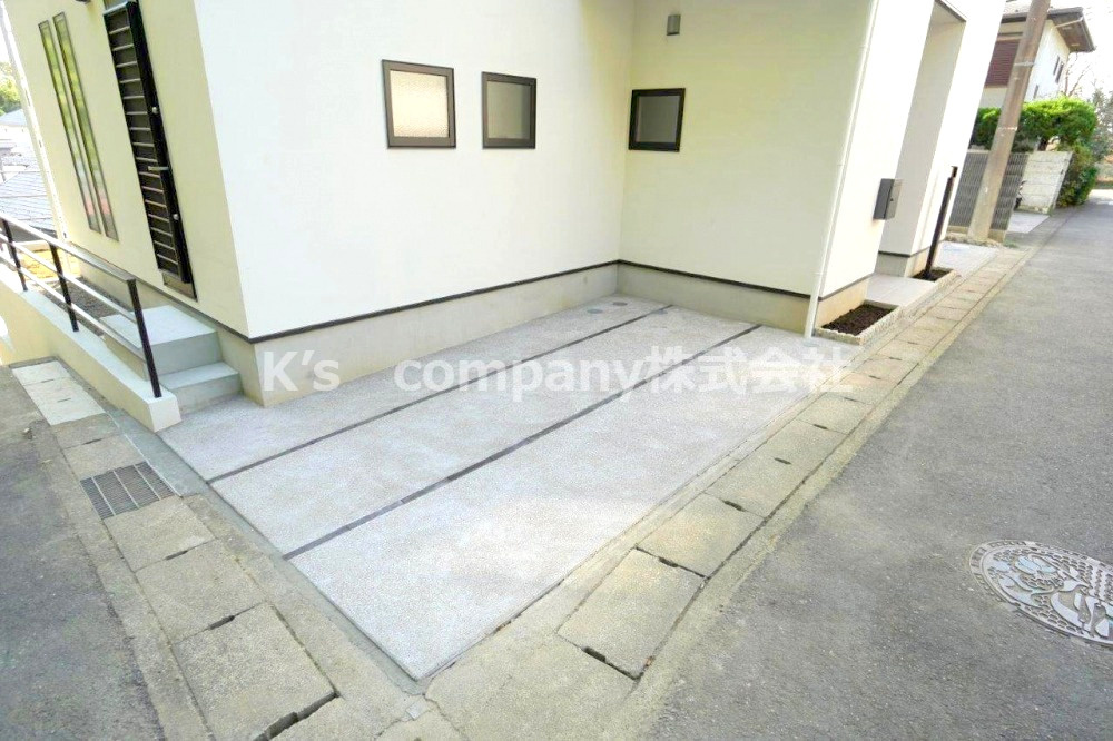 鎌倉市玉縄5丁目【新築分譲住宅】～Refined Series～限定1棟の駐車場|カースペース