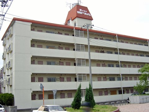 鶴見パールハイム　（鶴見区佃野町）の外観|外観です　鶴見パールハイム　3DK　2020年3月ユニットバス改修工事　2016年電気温水器新規交換　JR京浜東北線「鶴見」駅徒歩9分　旧法借地権