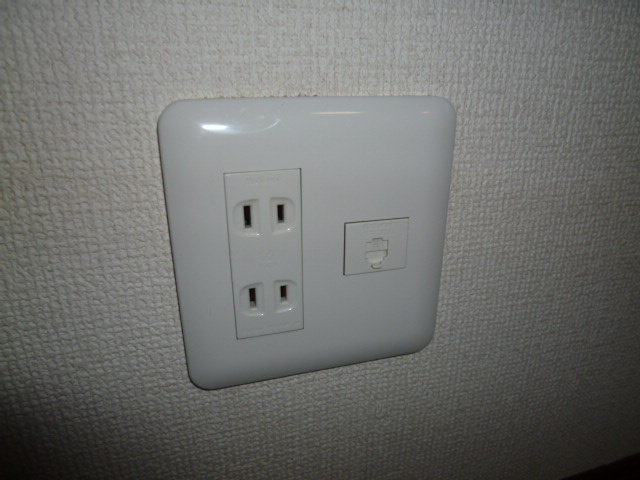 ファミーユ昭和の設備|電話モジュラー