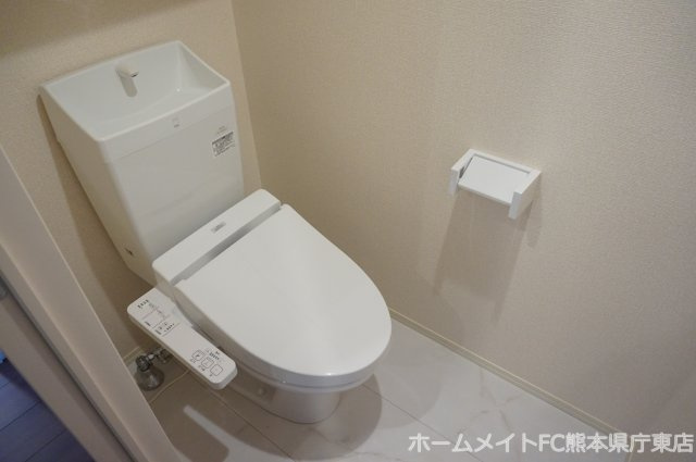 熊本市東区月出６丁目のアパートのトイレ