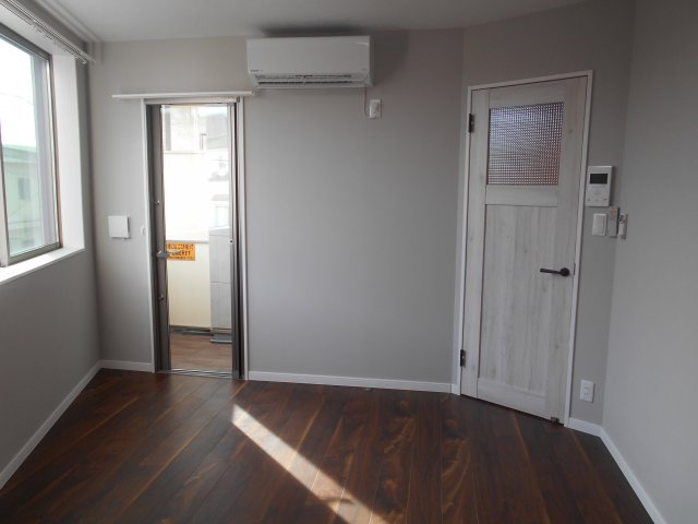 NARASHINO BASEの居間・リビング