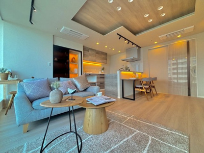 【居間・リビング】 | シティタワー麻布十番 | こちらのリビングで趣味の時間をお楽しみください