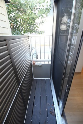 【バルコニー】 | ドミール羽根木