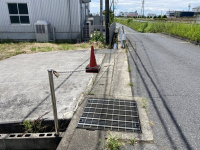 【外観】 | 四日市市河原田町　事業用地 | 接道部分