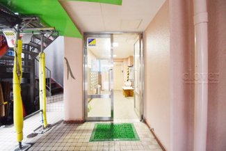 【エントランス】 | エントランス（大規模修繕中）