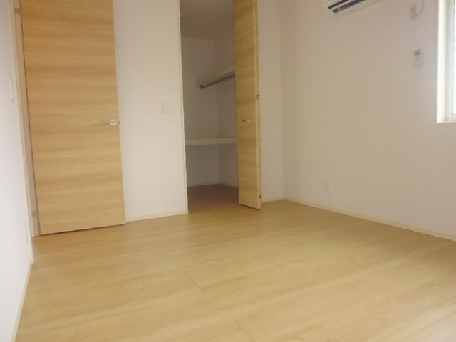 ＶＩＮＣＵＬＮＭ　Ⅴの洋室