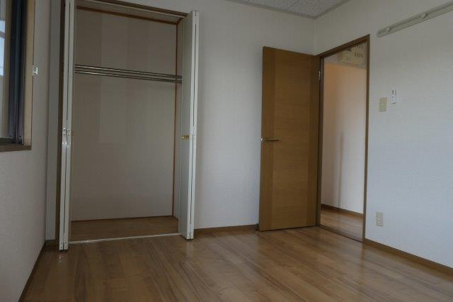 フォンティーヌCの寝室|洋室