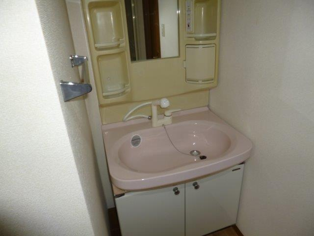 ミルトニアひよせの独立洗面台|シャンプードレッサー