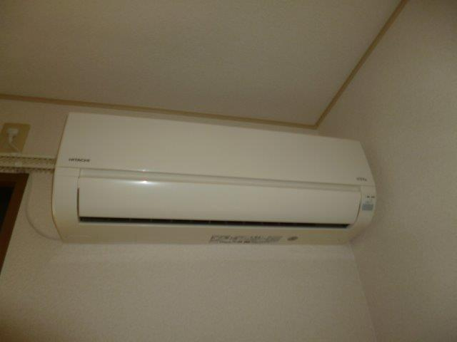 ミルトニアひよせの設備|エアコン（和室）
