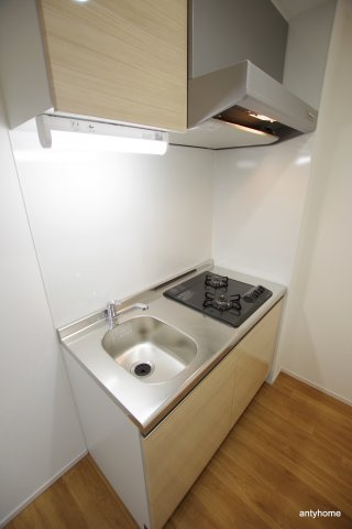 Y&Rino Residence　仲介手数料無料のキッチン