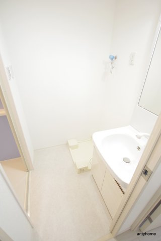 Y&Rino Residence　仲介手数料無料の洗面所