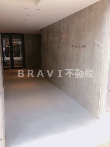 b.UEMACHIDAI（ビー上町台）　BRAVI不動産のエントランス|【b.UEMACHIDAI（ビー上町台）】エントランスです