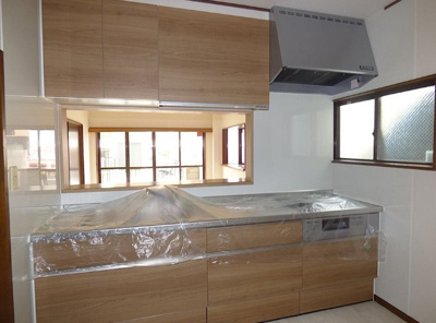 【キッチン】 | コーポ・エンドレス | コンパクトなキッチンで掃除もラクラク