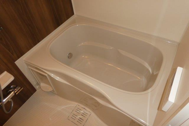 セイバリーKⅢの浴室