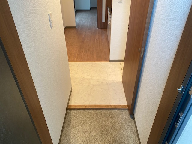 【玄関】 | マノワール駒沢