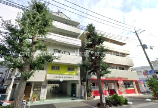 久原ビルの外観