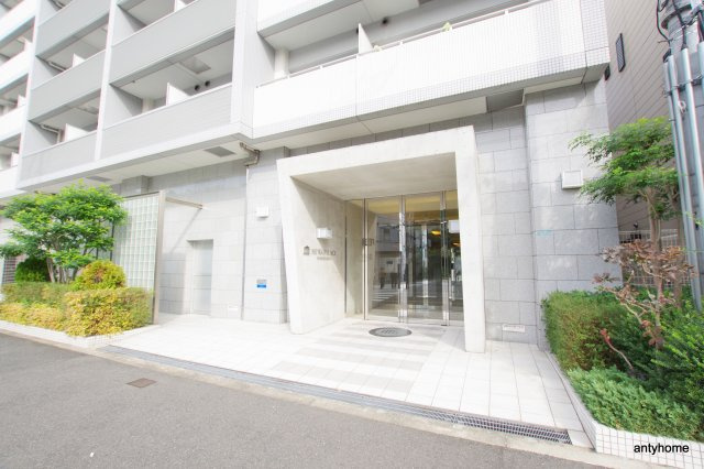 セイワパレス大阪城北　仲介手数料無料のエントランス