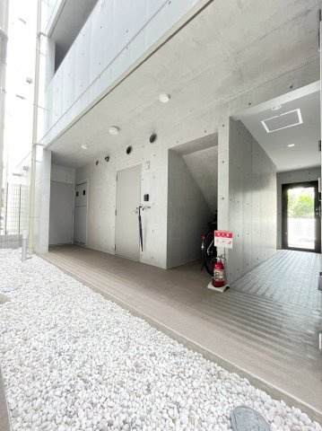 「防音マンション」ラシクラス練馬エトワールのロビー|毎日通るロビーはこのようになっています