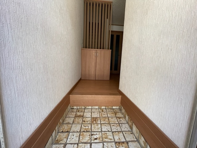 永島テラスハウスの玄関