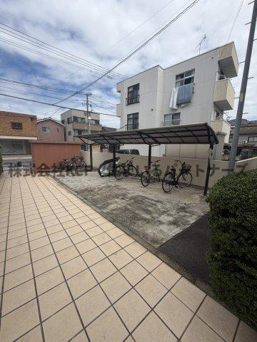 久留米市篠山町の賃貸マンションの駐車場|駐車場完備です