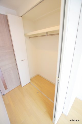 ジュネーゼロイヤルレジデンス梅田東　仲介手数料無料の収納