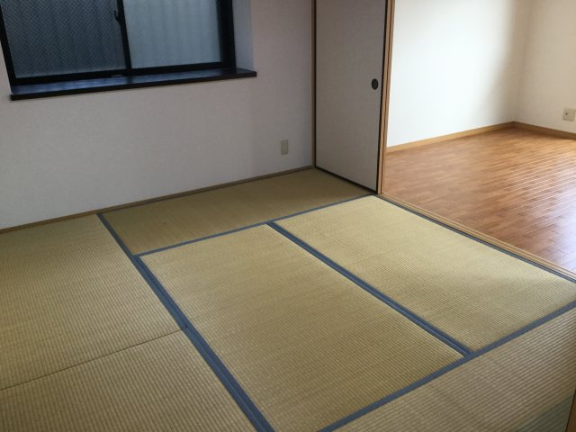 ロイヤルハイツⅡの和室|和室があれば客間としても活用できます
