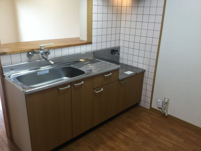 ロイヤルハイツⅡのキッチン|キッチンです