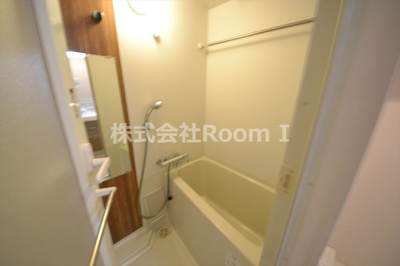 【浴室】 | W-STYLE大阪谷町 | コンパクトで使いやすいお風呂です
