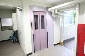 【その他共用部分】 | 日常生活にはかかせないエレベーター付き。