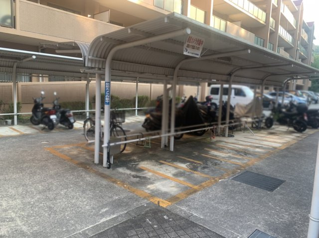 バイク置き場