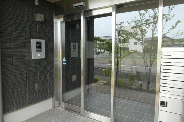 マグノリアカリーノⅡのエントランス|オートロック