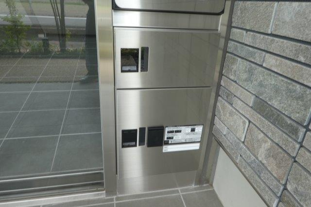 マグノリアカリーノⅡのその他共用部分|宅配ボックス