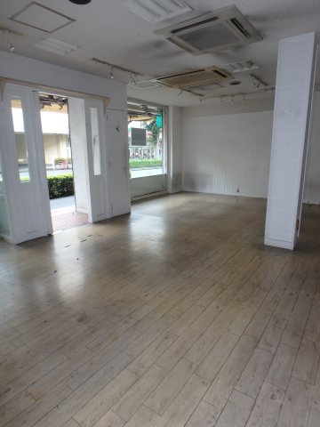第１今泉ビルの内装